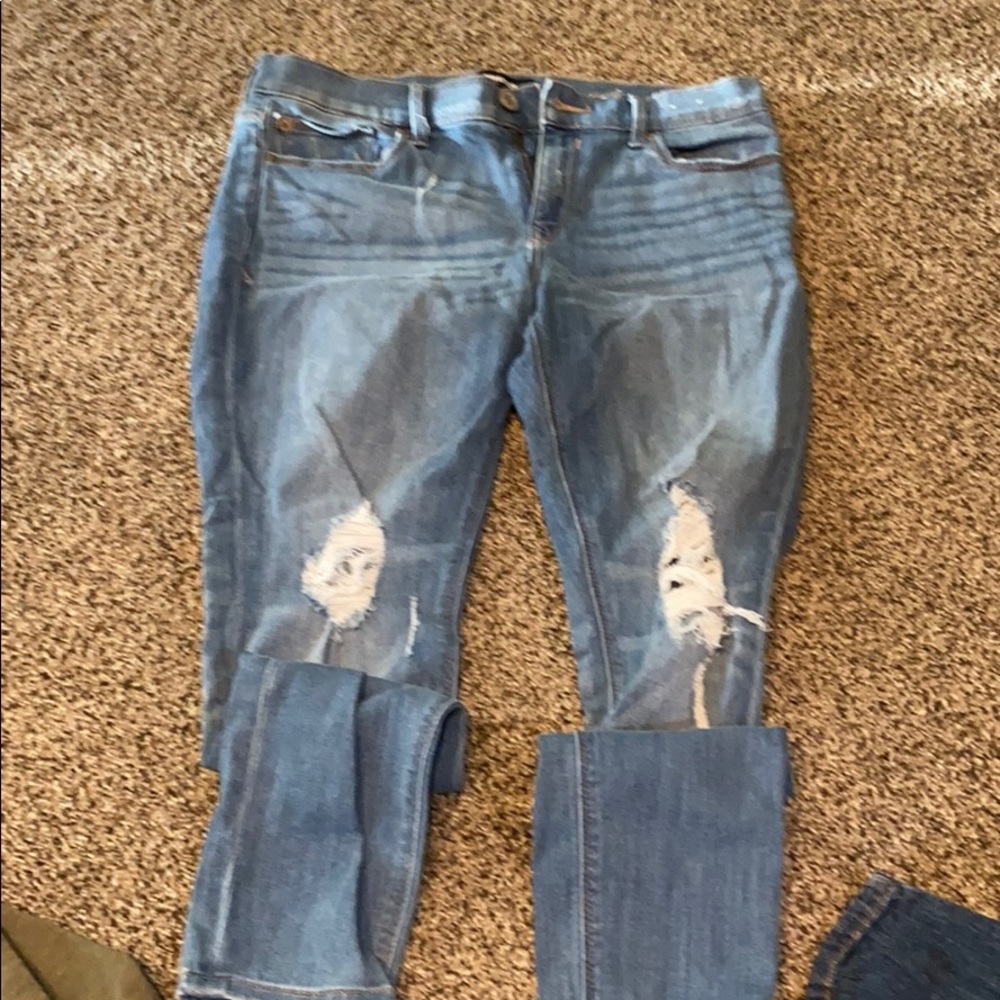 Express distress jeans! Size 8 short, stretchy